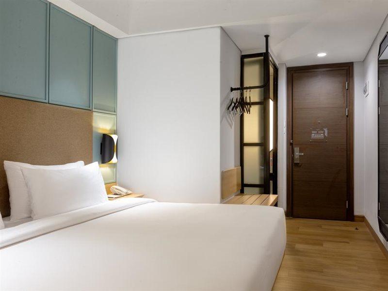 Hotel Santika Pasir Koja Бандунг Екстериор снимка