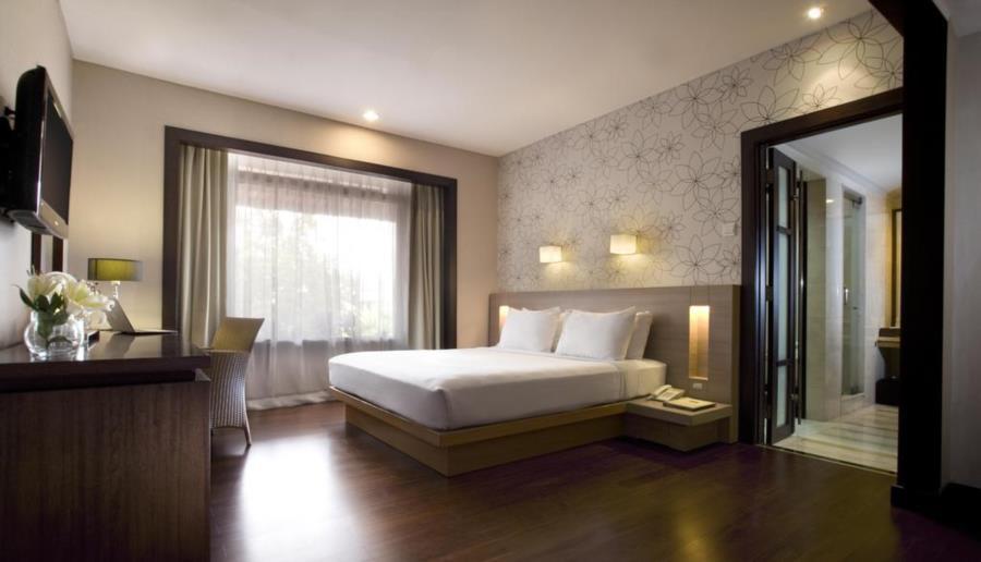 Hotel Santika Pasir Koja Бандунг Екстериор снимка