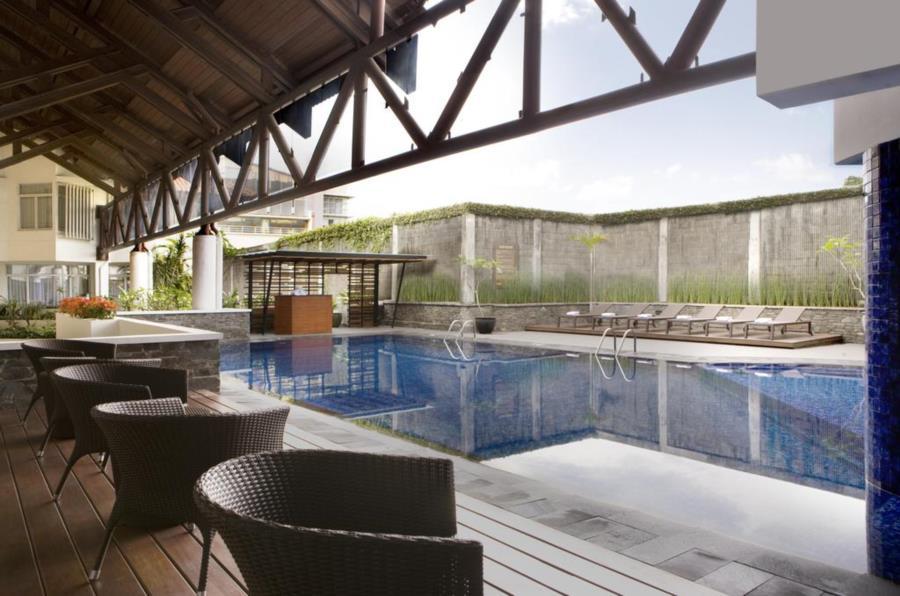 Hotel Santika Pasir Koja Бандунг Екстериор снимка