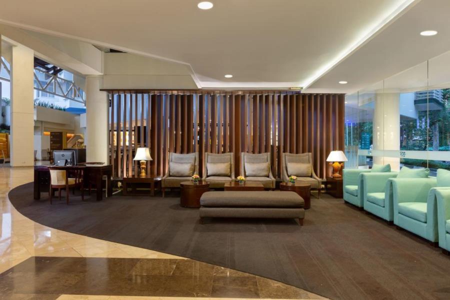 Hotel Santika Pasir Koja Бандунг Екстериор снимка