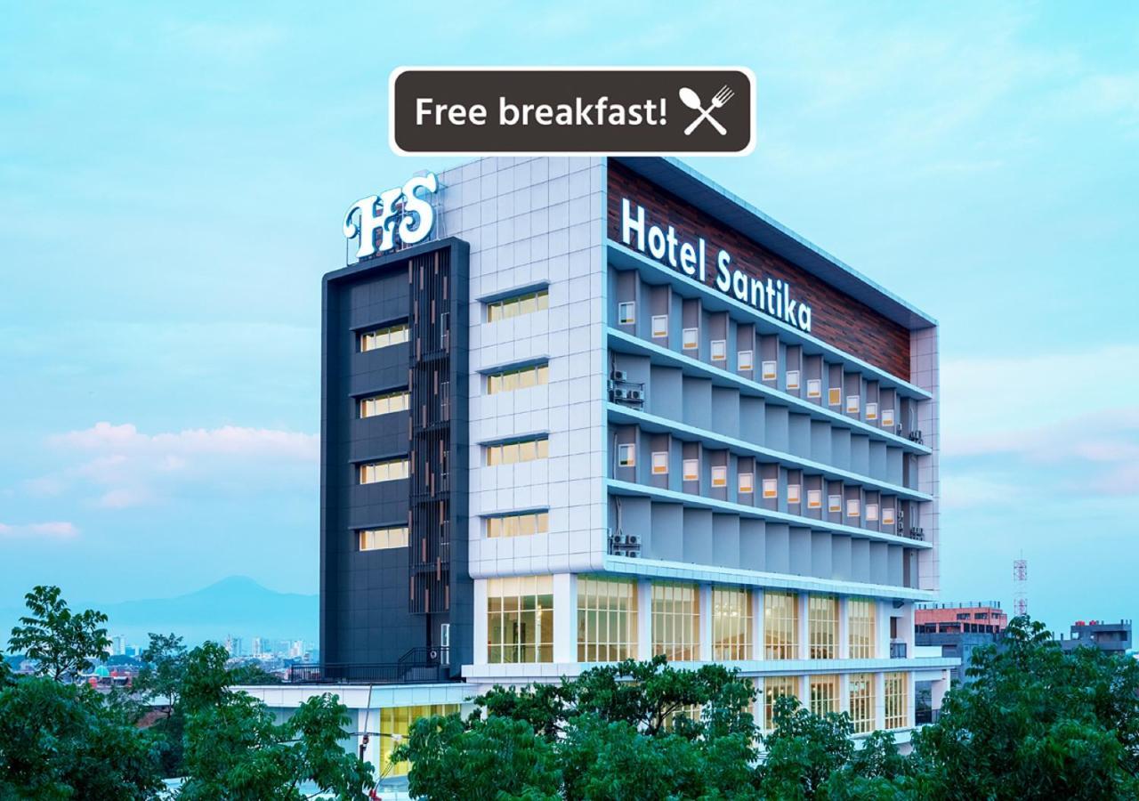 Hotel Santika Pasir Koja Бандунг Екстериор снимка